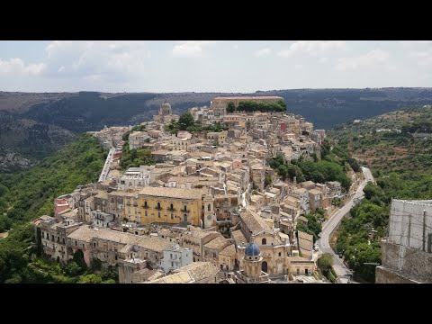 Ragusa Ibla the Sicily's UNESCO Worl Heritage.  Travel vlog Ended with epic street food! 🇮🇹(6)