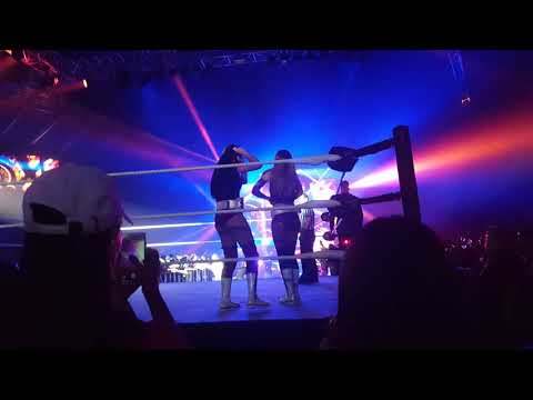 Kabuki Warriors vs. Iconics  [WWE Live in Singapore 2019]