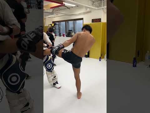 ONEデビュー戦に向けて与座優貴🇯🇵が己を追い込む😤