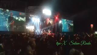 Download lagu Tipe-X salam rindu (live magelang) mp3 Download lagu Tipe-X salam rindu (live magelang) mp3