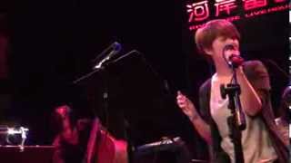 Yoyo Sham 岑寧兒 2/2 Live - Little black numbers (Kathryn Williams cover)