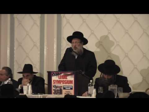 Spinka Rebbe : Weve Learned Things the Hard Way  In English