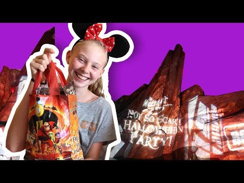 download lagu mp3 mp4 Mickeys Not So Scary Candy, download lagu Mickeys Not So Scary Candy gratis, unduh video klip Mickeys Not So Scary Candy