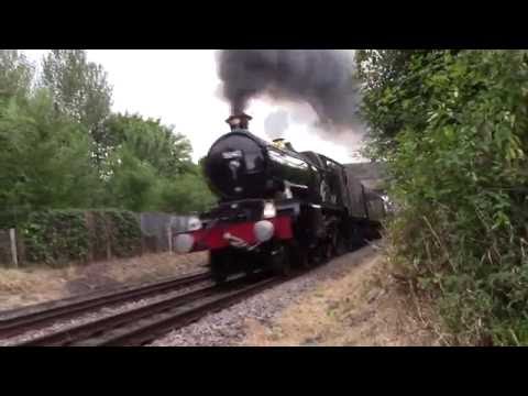 5043 - Earl Of Mount Edgcumbe At Speed - The Welsh Marches Railtour Passing Wombridge Crossing