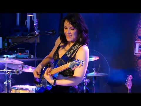 ERJA LYYTINEN: Crosstown Traffic(Jimi Hendrix) - BACKYARD CLUB Recklinghausen/GER - 2025-10-27