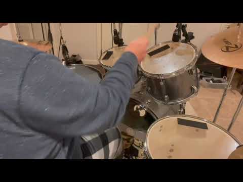 Ludwig vs Pearl part 1 comparison your thoughts please? #ludwig #pearl #vintagedrums #drums