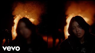 Deb Never – “Not in Love”