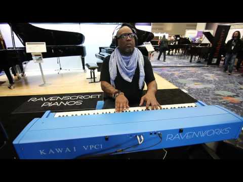 Kenneth Crouch plays Ravenscroft 275 VI at NAMM '17