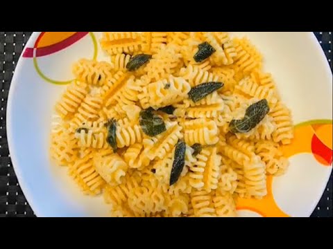Pasta burro e salvia, la più buona e cremosa in assoluto! Pronta in pochissimi minuti.