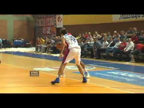 Zvezda i Tamiš igrali za malog Vladu