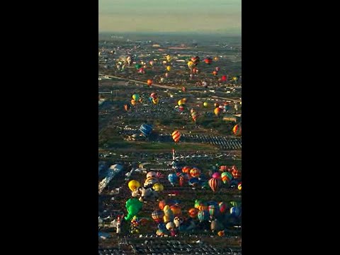 Hot air balloons take flight for Albuquerque fiesta