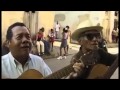 Musica cubana en las calles de La Habana "Lagrimas Negras" y serenata