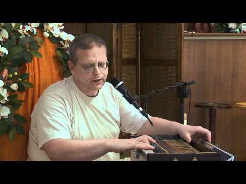 2011.05.12. Киртан Вишвавасу Прабху - Паневежис, Литвa