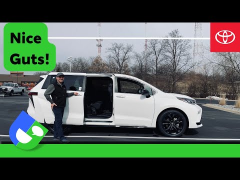 INterior Review 2022 Toyota Sienna XSE  BY Toyota