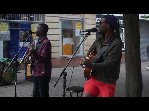 MANCHESTER HAS TALENT ON THE STREETS  - SININI NGWENYA  BUSKING IN MANCHESTER    26/05/2023