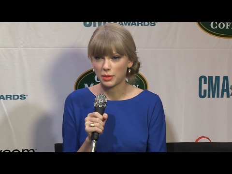 Taylor Swift Interview | CMA Awards 2012 | CMA