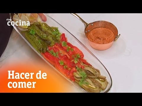 Cómo hacer Escalivada con salsa romesco - Hacer de comer | RTVE Cocina