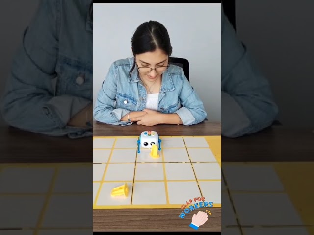 Vídeo relacionado con MatataStudio Caja de Actividades para Tale-Bot Pro Robot con 6 Tarjetas Interactivas de Doble Cara, 98 Pegatinas Interactivas, 32 Tarjetas de Comando Juguete Didáctico STEM para Juegos de Codificación