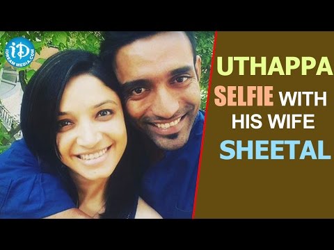 Robin Uthappa Clicks a Selfie With His Wife Sheetal Goutam Video