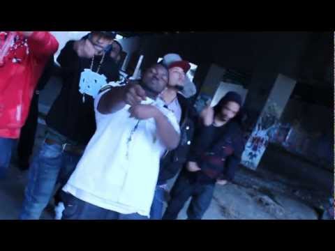 LIL LAW Feat Mike Lloyd -Issue-