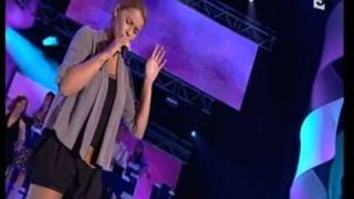 CHIMENE BADI -&quot; En équilibre&quot;