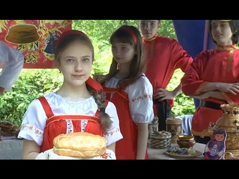 На ярмарке этнокультурных объединений алматинцам представили самобытные сувениры (01.05.16)