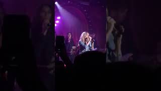 Kylie - One Last Kiss (Live)