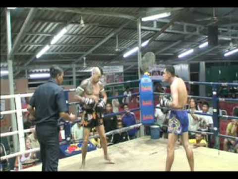 Scotty from USA fights @ Phuket Thailand -  2008