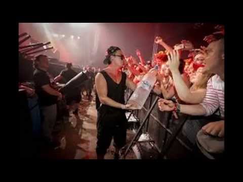 Dimitri Vegas & Like Mike & Ummet Ozcan vs. Beyonce feat. Jay-Z - Jaguar vs. Drunk In Love