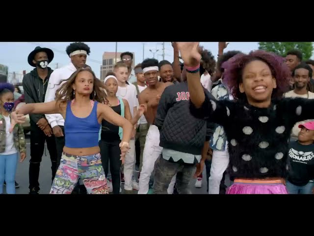 Video zu 'Rolex' ansehen Video zu 'Rolex' ansehen