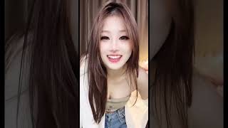 Download lagu Livia 38#periscope #livestream #stunning #vlog #prettygirls #live #broadcast #popular #cute #model mp3