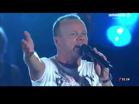 CONCERTO ARENA DELLA VITTORIE GIGI D'ALESSIO BARI