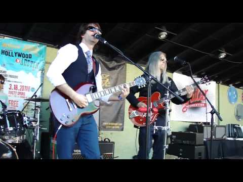 AM and Shawn Lee at SXSW 2011 new song 