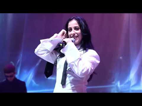 Juicy BAE - CONTACTO VISUAL (Live in Riverland Festival 2025)