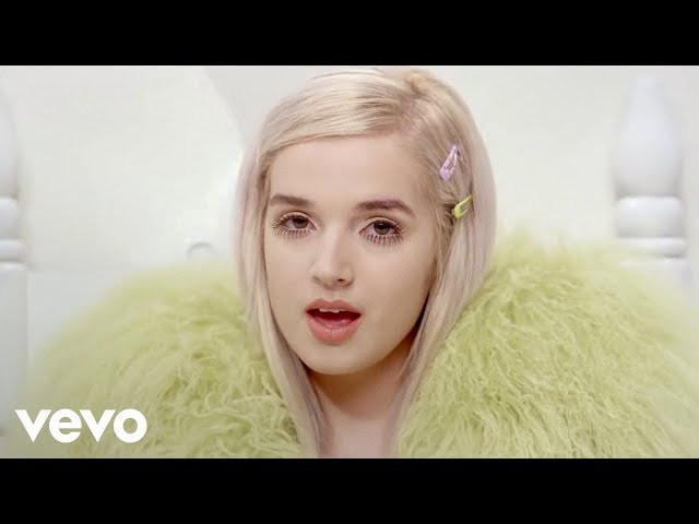 Poppy – Lowlife (Instrumental)
