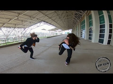 Kit Kat & Nefeli K rock the floor - Top Rock Bunch -