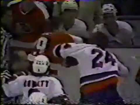 Jack McIlhargey vs Gord Lane May 17, 1980