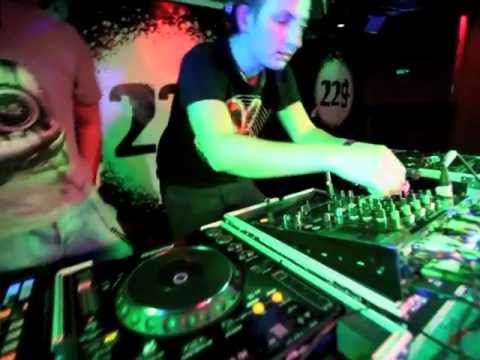 Pete Cosby & Michal MisTech @ 229 Venue