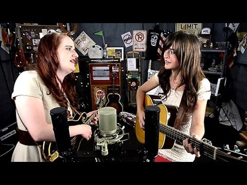 The Vixens - 'Kiss Me Mother' ::: Second Story Garage