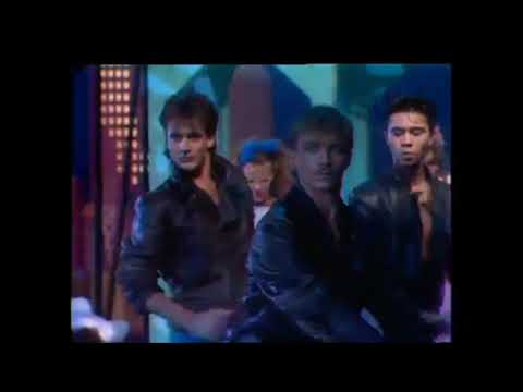 Hilarisch dansje Gerard Joling (1984)
