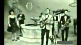 Mike Laure y sus Cometas - Quiero Amanecer