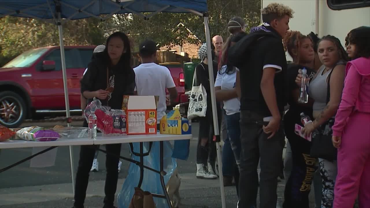 Tenants at troubled Aurora apartment complex hold community BBQ following Trump rally