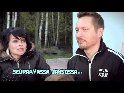 Duudsonit opettavat suomalaisuutta paluumuuttajaperheelle!