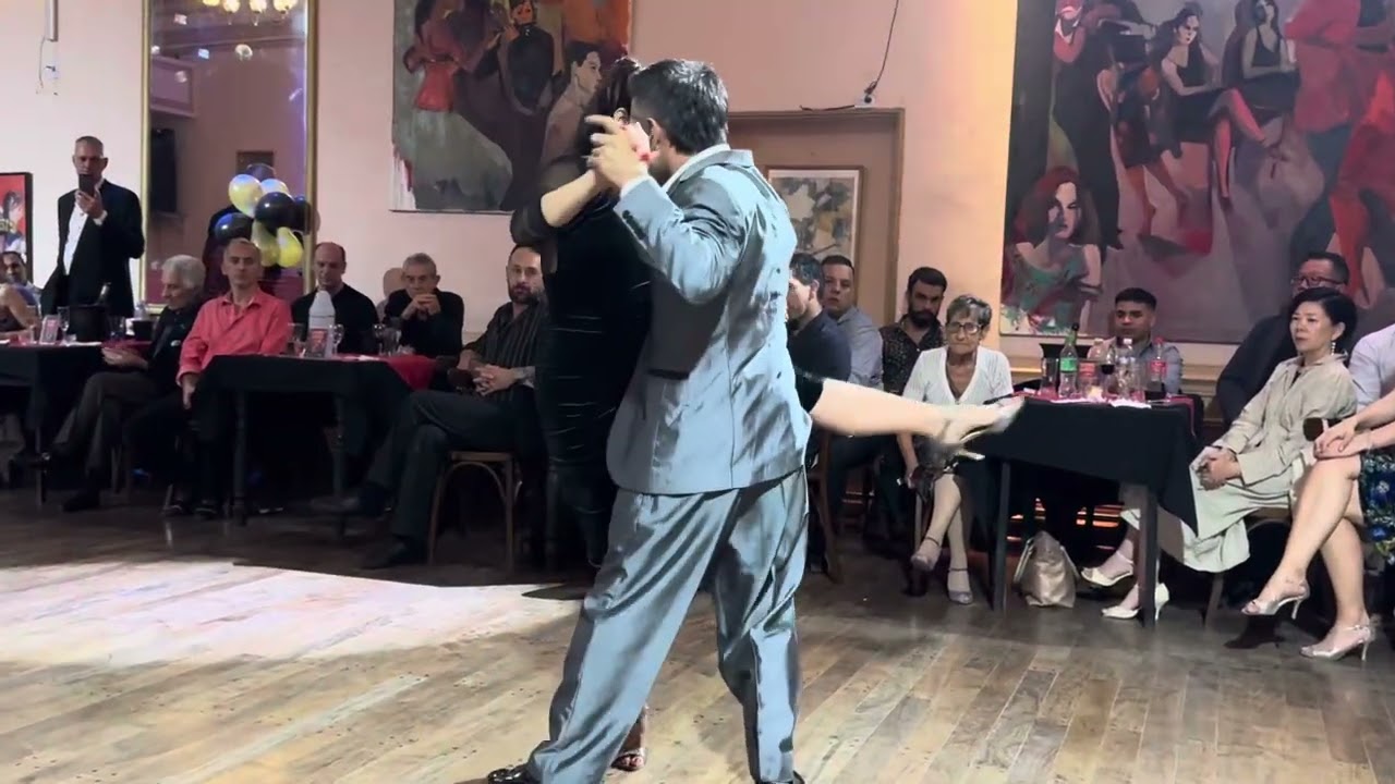 Guillermo Barrionuevo & Cynthia Fattori. Tango performance: Silbando. BAires. 12/20/2024