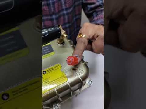 Vacuum and Pressure Pump 2 in 1 heavy duty 58L/min | Available on IndiaMART