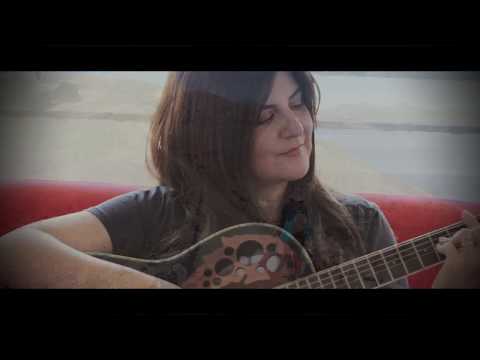 Marcela Gael - Ayer, hoy y siempre (Official Video)