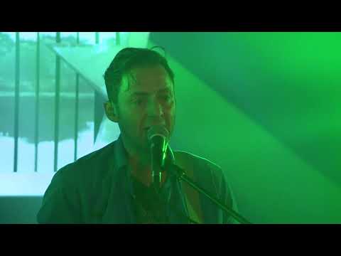 Kulisszák mögött az A38 Hajón: Colorstar kislemezbemutató koncert