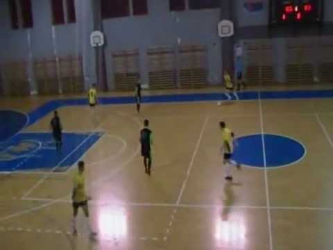 kmf Akademac-Niš  kmf Bor -Bor.wmv