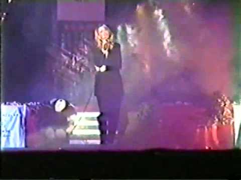 Iveta Bartošová Anděl  Prostějov 92