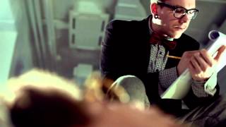 Elokuu - Saatilla (albumilta Hääväki saapuu)